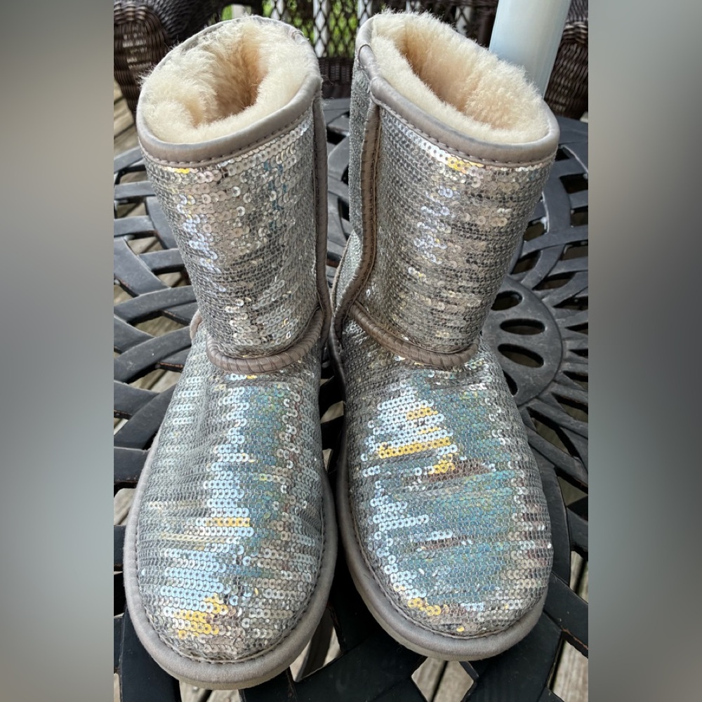 Girls size 3 Uggs Sequin Fur-Lined Boots